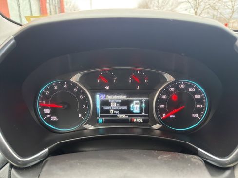 Used 2018 Chevrolet Equinox LT w/ Sun & Infotainment Package image 18