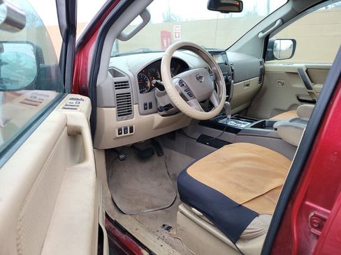 Used 2014 Nissan Titan SV w/ SV Value Truck Package image 6