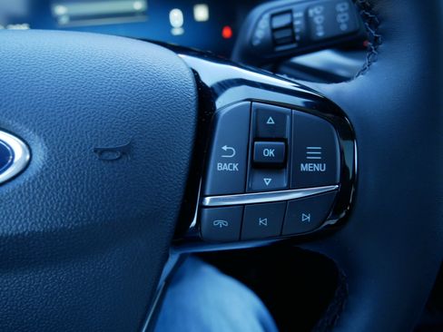 Used 2025 Ford Escape Active w/ Active Premium Tech Pack image 33