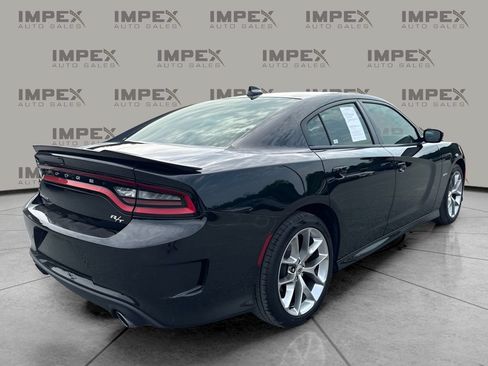 Used 2019 Dodge Charger R/T w/ Plus Group RWD image 3