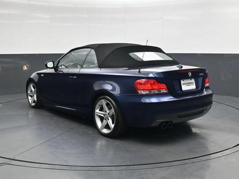 Used 2011 BMW 135i Convertible RWD image 8