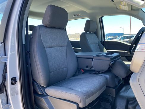 New 2026 Ford F250 XL w/ XL Off-Road Package AWD/4WD image 5
