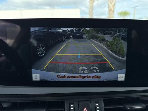 Used 2025 Lexus ES 350 w/ Premium Package FWD image 31