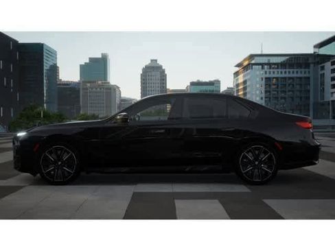 New 2026 BMW 760i xDrive w/ Executive Package AWD/4WD image 4
