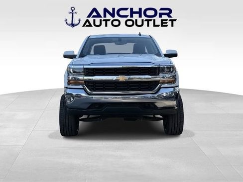 Used 2019 Chevrolet Silverado 1500 LT image 2