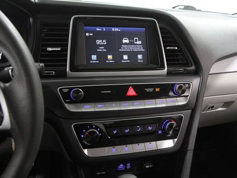 Used 2019 Hyundai Sonata ECO image 9