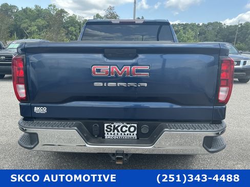 Used 2020 GMC Sierra 1500 2WD Crew Cab w/ Sierra Value Package image 4