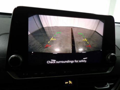 Used 2021 Nissan Altima 2.5 SV FWD image 15