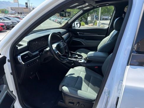 Certified 2023 Kia Telluride SX Prestige X-Line AWD/4WD image 11