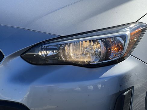 Used 2023 Subaru Crosstrek 2.0i image 7