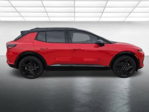 New 2026 Chevrolet Equinox EV RS image 32