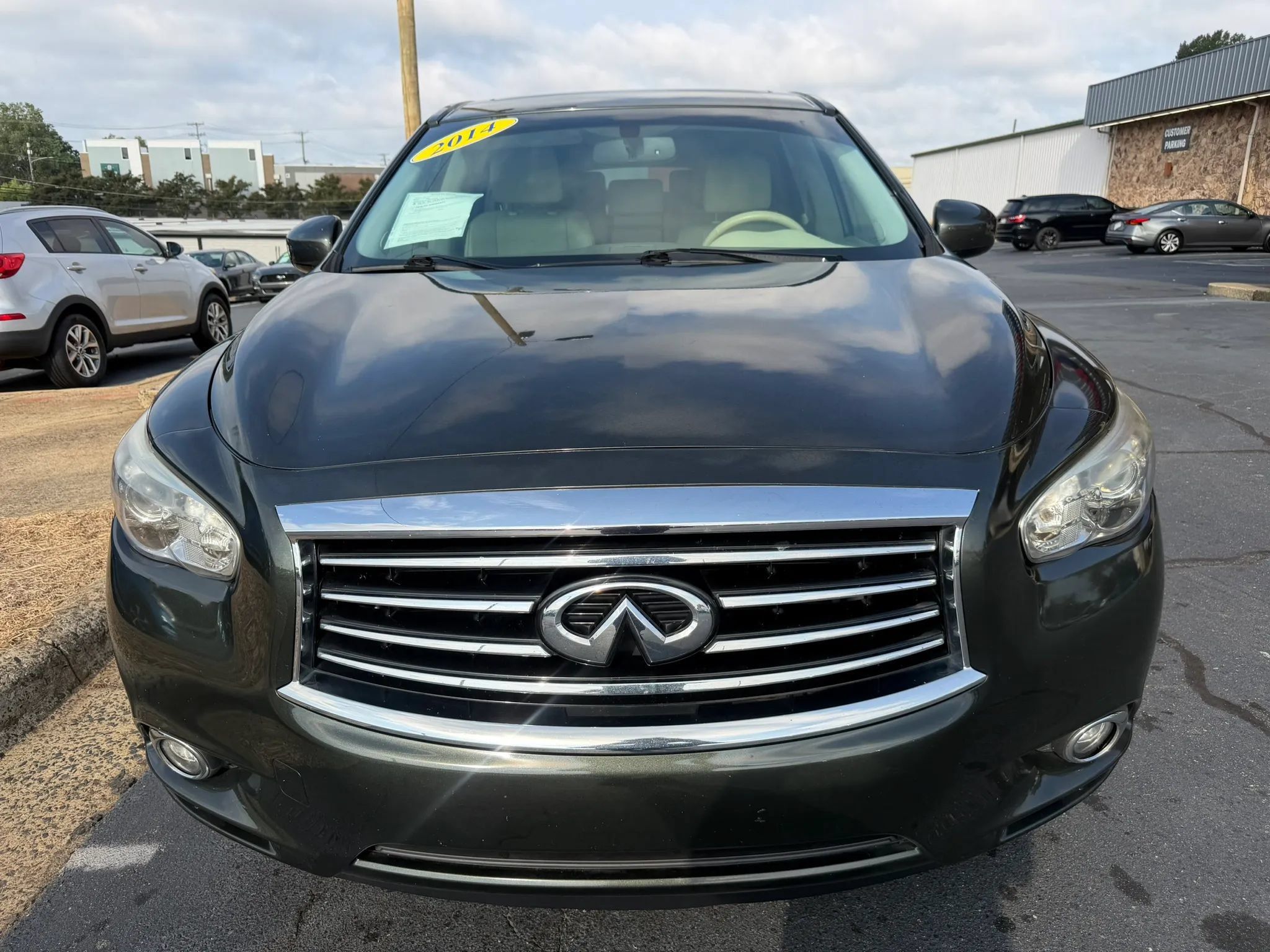 Used 2014 INFINITI QX60 Luxe w/ Premium Package AWD/4WD image 2