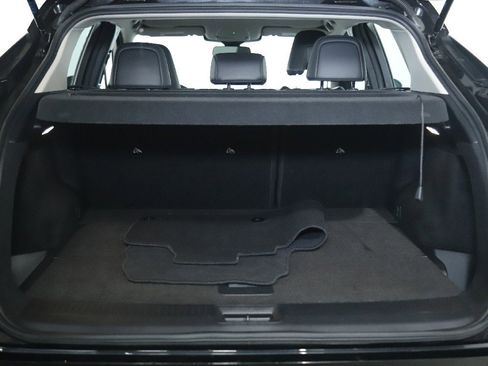 Used 2023 Nissan Ariya AWD image 29