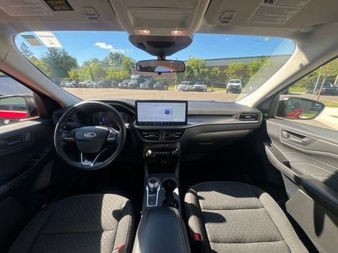 Used 2024 Ford Escape Active w/ Tech Pack #1 AWD/4WD image 18