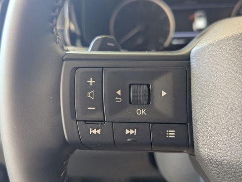 New 2026 Nissan Pathfinder SL image 16