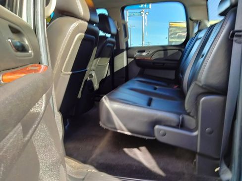 Used 2011 GMC Sierra 3500 SLT image 17