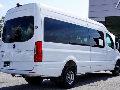 Used 2021 Mercedes-Benz Sprinter 3500 w/ Swivel Seat Package image 6