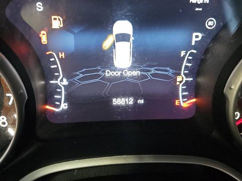 Used 2018 Jeep Compass Latitude w/ Popular Equipment Group AWD/4WD image 15