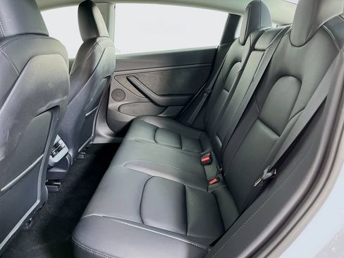 Used 2023 Tesla Model 3 Standard Range RWD image 28