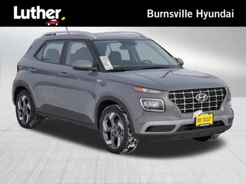 Certified 2023 Hyundai Venue SEL w/ Cargo Package image 1