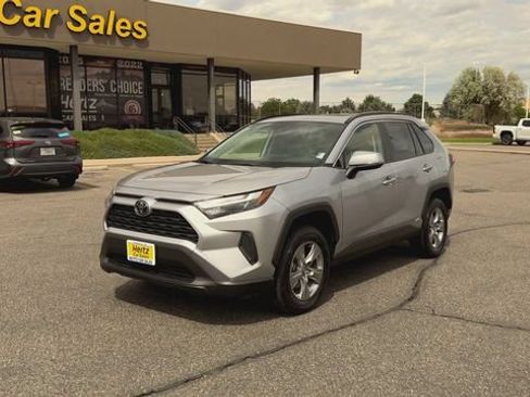 Used 2025 Toyota RAV4 XLE w/ Convenience Package AWD/4WD image 4