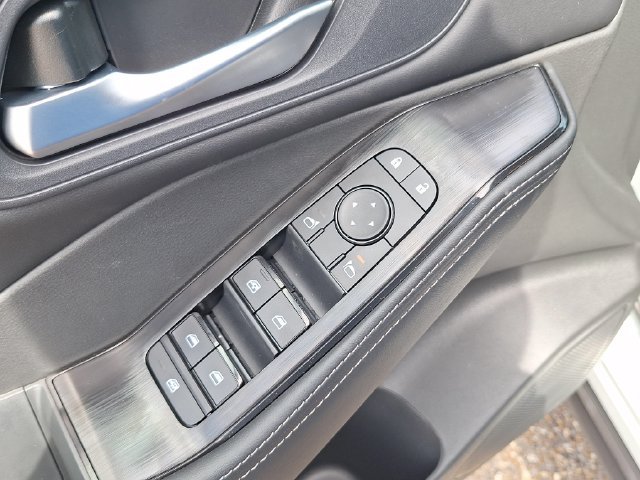 Certified 2026 Nissan Rogue SV w/ Cold Weather Package FWD image 12