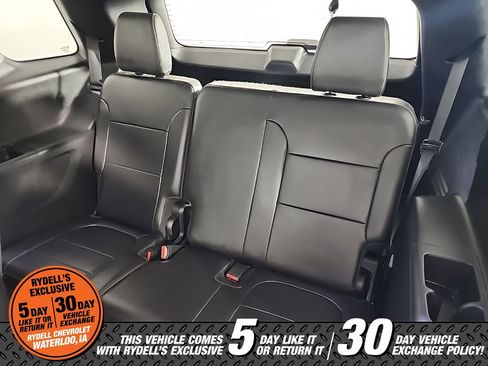 Certified 2019 Chevrolet Traverse Premier w/ Driver Confidence II Package image 28