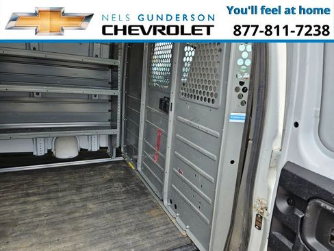Used 2017 Chevrolet Express 3500 image 9