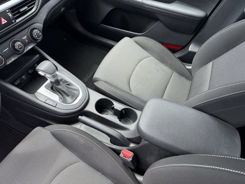 Used 2023 Kia Forte LXS FWD image 13