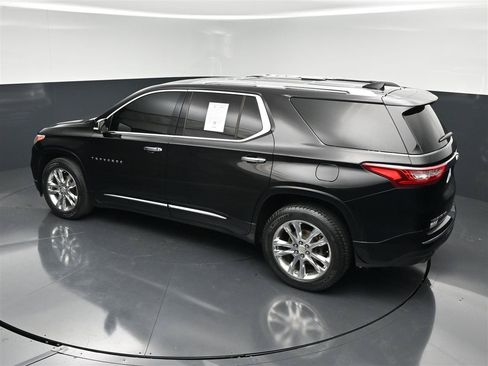 Used 2019 Chevrolet Traverse High Country AWD/4WD image 27
