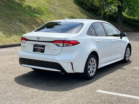 Used 2021 Toyota Corolla LE FWD image 20