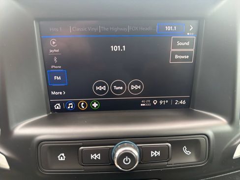 Used 2024 GMC Terrain SLE AWD/4WD image 13