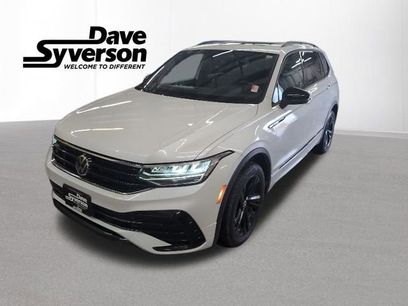Used 2023 Volkswagen Tiguan SE R-Line
