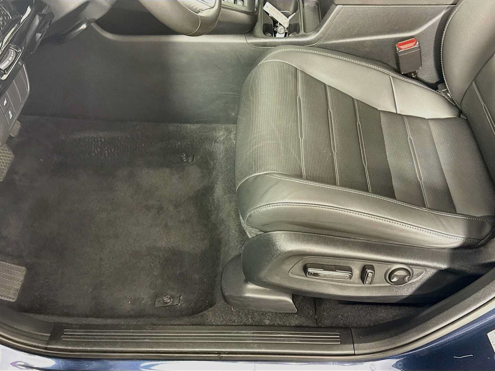 Used 2024 Honda CR-V EX-L image 16