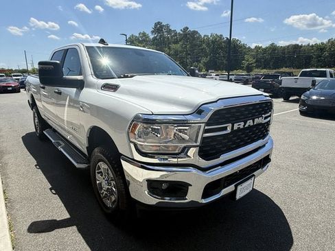 Used 2024 RAM 2500 Big Horn AWD/4WD image 8