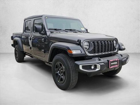 New 2026 Jeep Gladiator Sport image 7