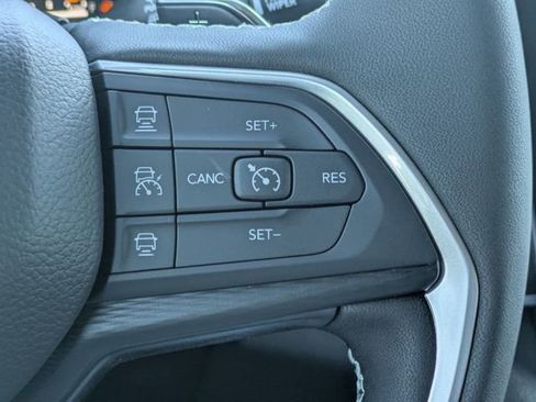 New 2026 Jeep Grand Cherokee Laredo X AWD/4WD image 16