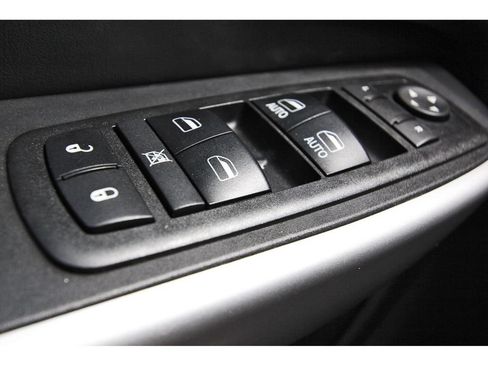 Used 2018 Jeep Cherokee Trailhawk w/ Quick Order Package 25L AWD/4WD image 20