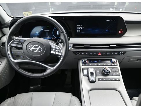 Used 2025 Hyundai Palisade SEL image 16
