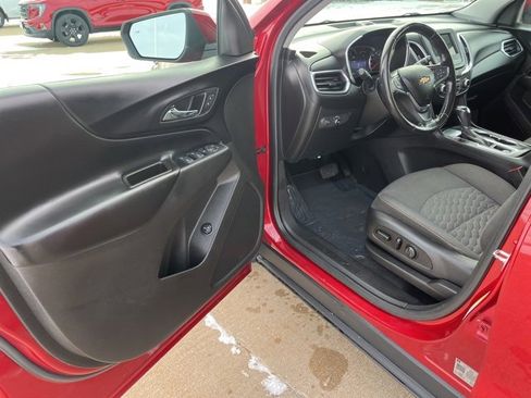 Used 2019 Chevrolet Equinox LT image 9