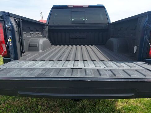 Used 2021 GMC Sierra 1500 SLT image 28