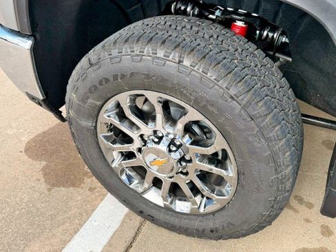 New 2026 Chevrolet Silverado 2500 LTZ w/ LTZ Premium Package image 10