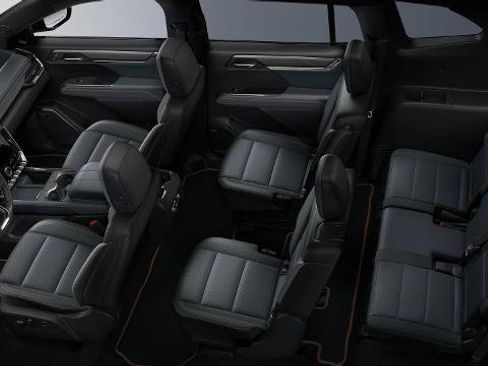 New 2026 GMC Acadia AT4 w/ Luxury Package AWD/4WD image 7