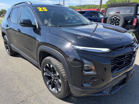 Used 2025 Chevrolet Equinox RS AWD/4WD image 1