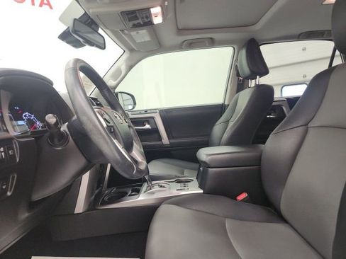 Used 2022 Toyota 4Runner SR5 Premium w/ Moonroof Package image 15