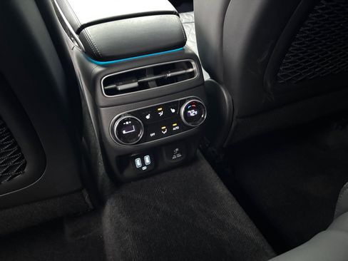 Used 2023 Genesis GV70 3.5T Sport w/ Sport Prestige Package image 32