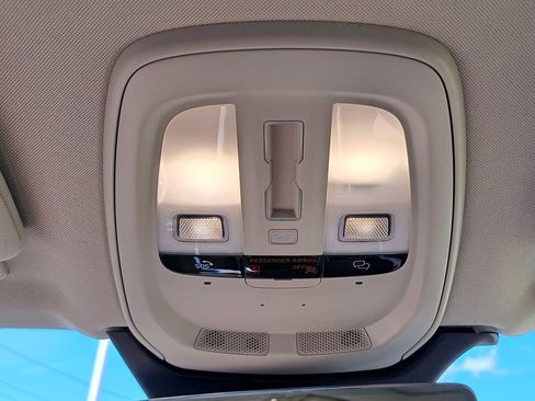 Used 2023 Volvo XC90 B6 Plus w/ Protection Package Premier image 16