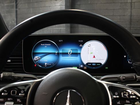 Used 2023 Mercedes-Benz GLS 450 4MATIC image 61