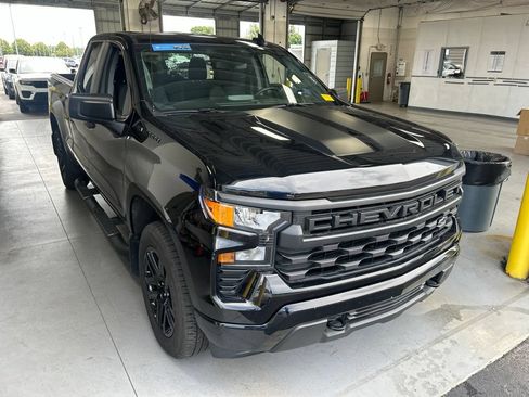 Used 2023 Chevrolet Silverado 1500 Custom w/ Rally Edition AWD/4WD image 1