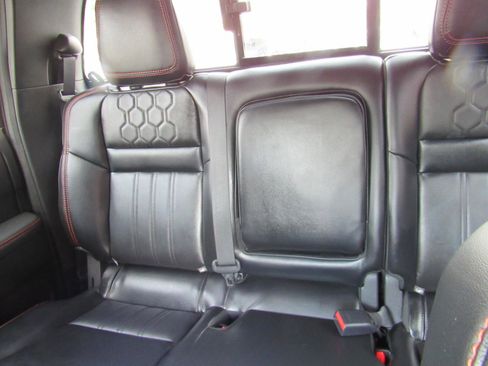 Used 2023 Nissan Frontier PRO-4X w/ Pro-4X Premium Package AWD/4WD image 8